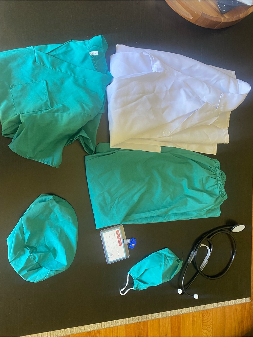 Kid’s Dr Costume 7 Pcs Size 8-10 (140) Scrubs Etc